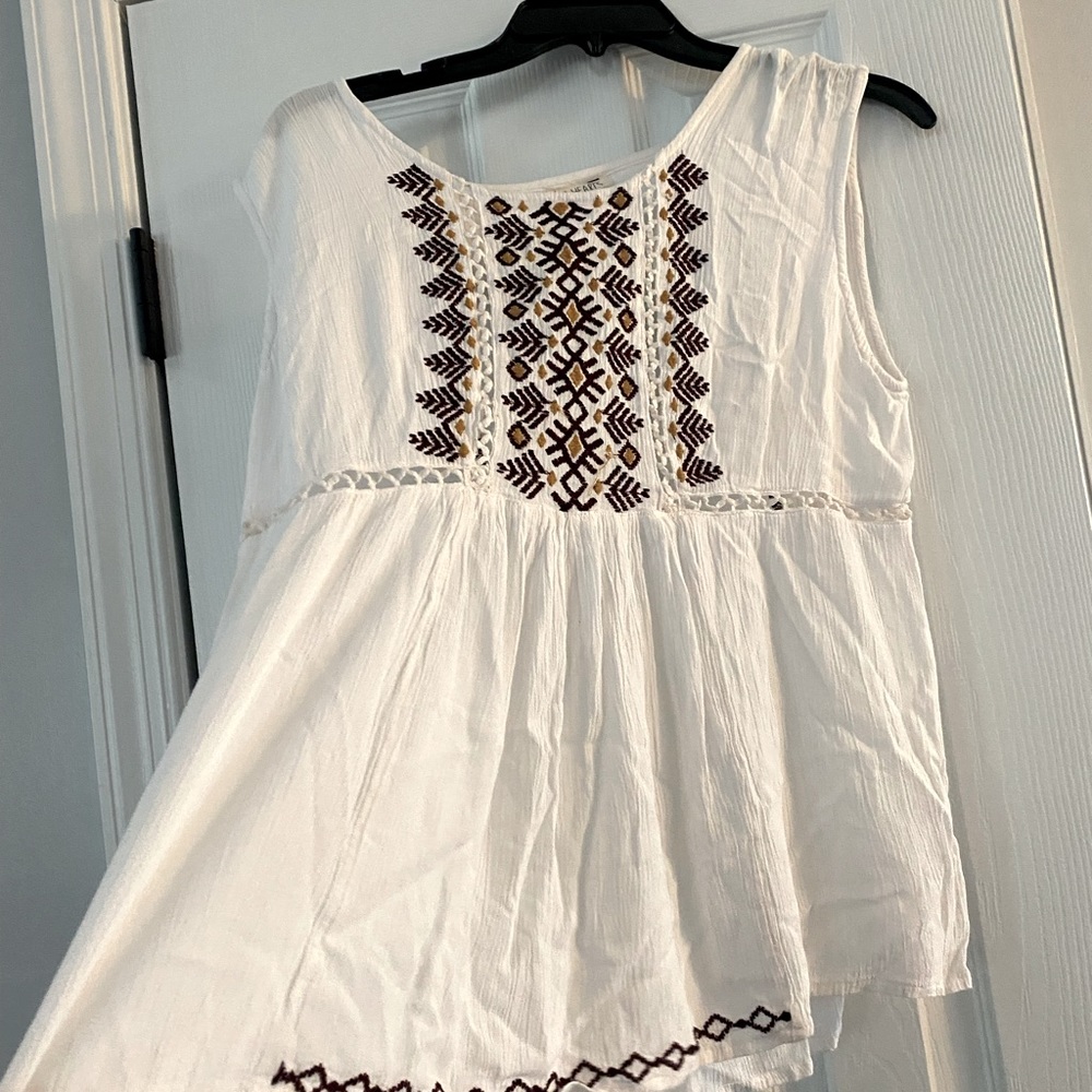 Pacsun embroidered flowy tunic